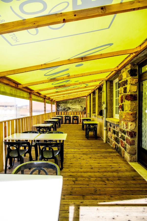 Hotel Restaurant Le Foirail Saint-Haon 外观 照片