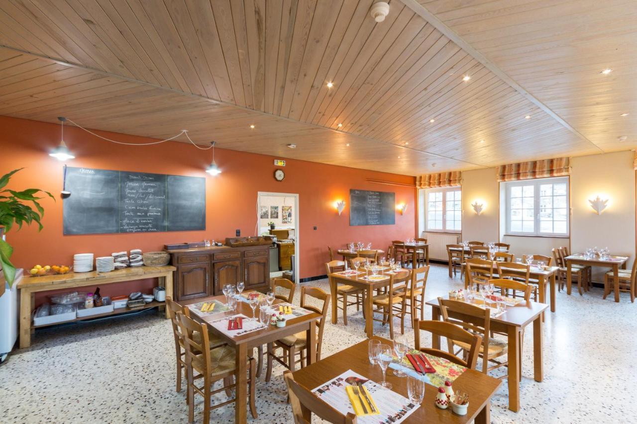 Hotel Restaurant Le Foirail Saint-Haon 外观 照片